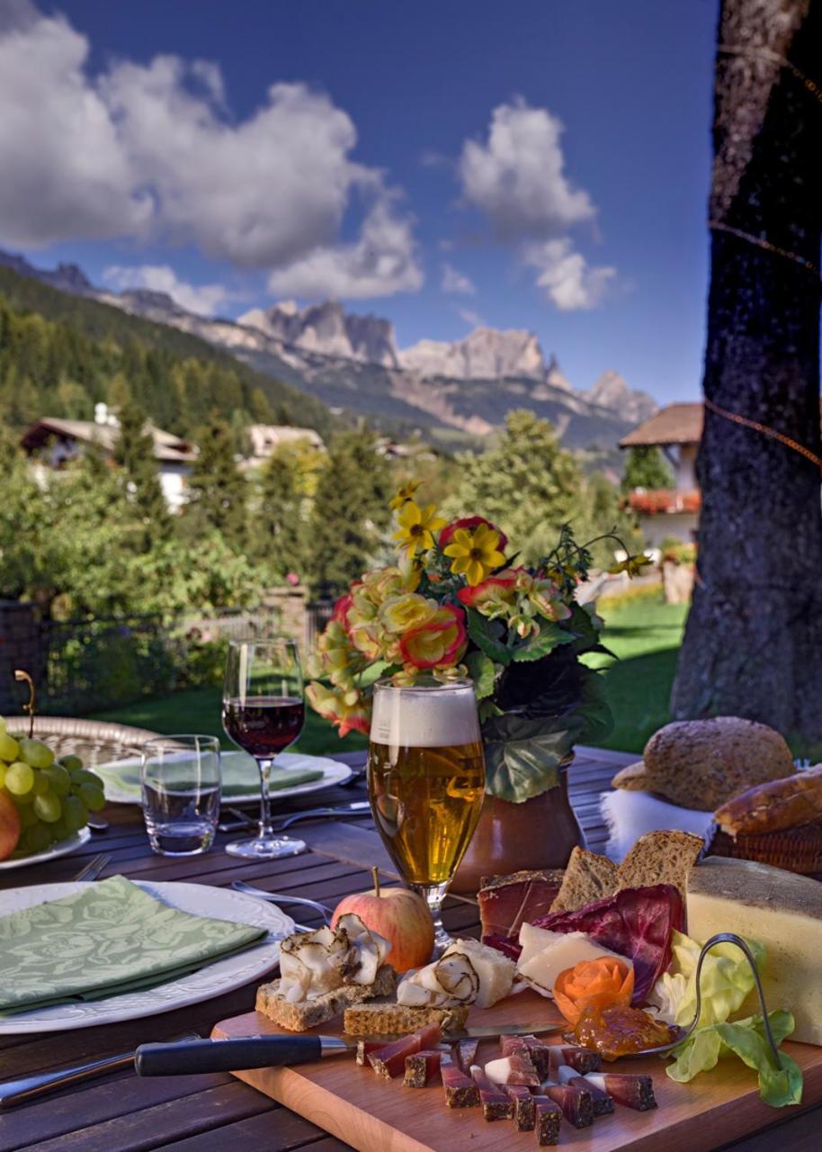 Hotel Catinaccio Rosengarten 모에나 외부 사진